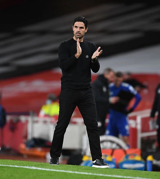 Mikel Arteta Guides Arsenal in Empty Emirates: Arsenal vs Leicester City, 2020-21