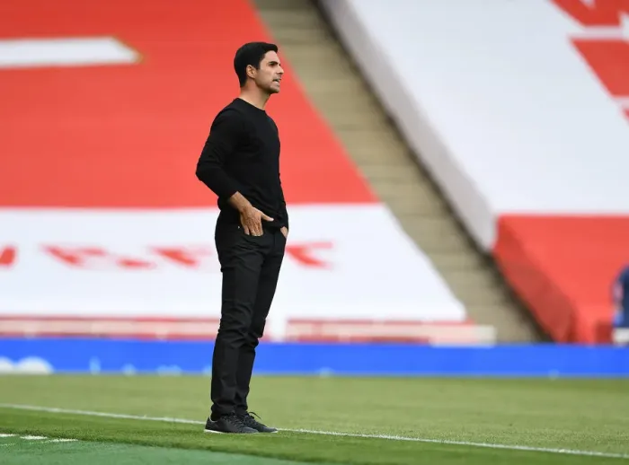 Framed Print : Mikel Arteta Guides Arsenal in Premier League Battle Against Watford (2020) Framed Print : Mikel Arteta Guides Arsenal in Premier League Battle Against Watford (2020)