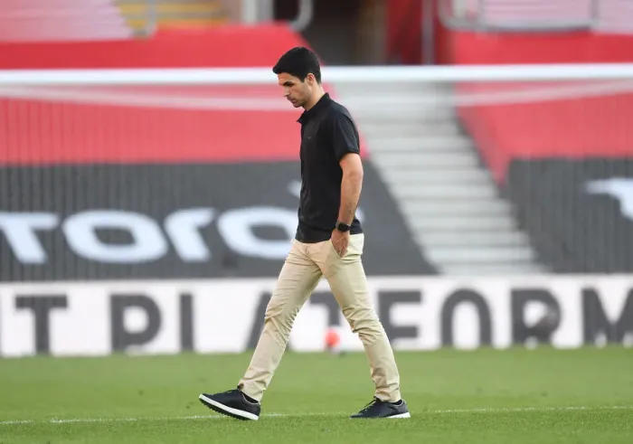 Framed Print : Mikel Arteta at the Helm: Arsenal's Showdown at Southampton