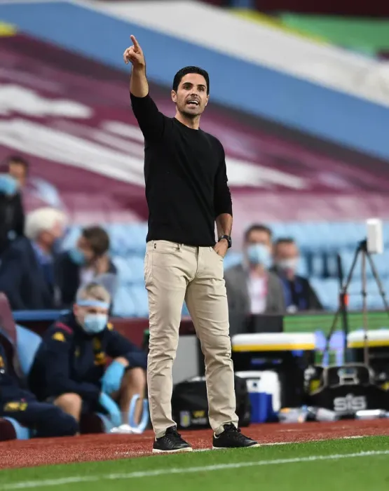 Framed Print : Mikel Arteta Leads Arsenal at Aston Villa: Premier League Clash, July 2020