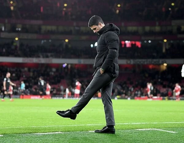 Mikel Arteta Leads Arsenal in Battle Against West Ham at Emirates Stadium