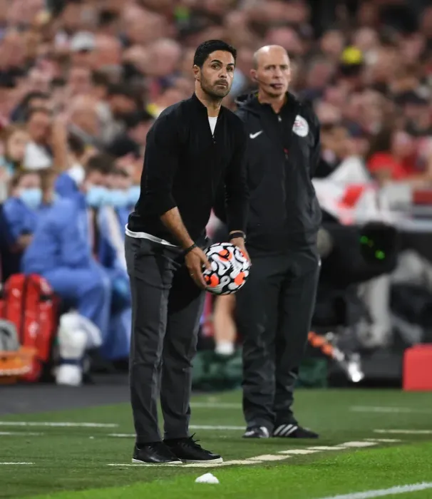 Framed Print : Mikel Arteta Leads Arsenal in Brentford Premier League Clash
