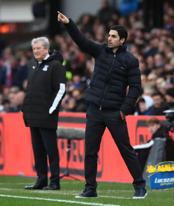 Framed Print : Mikel Arteta Leads Arsenal at Crystal Palace: Premier League Clash, London 2020