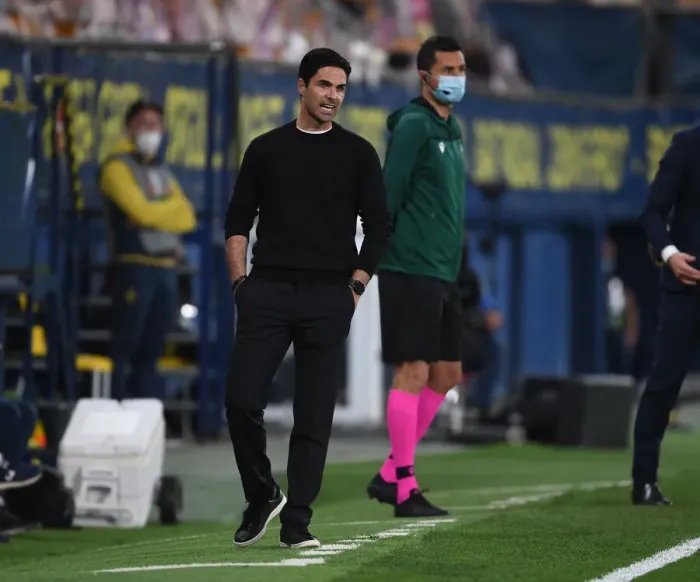 Framed Print : Mikel Arteta Leads Arsenal in Europa League Semi-Final Clash against Villarreal Framed Print : Mikel Arteta Leads Arsenal in Europa League Semi-Final Clash against Villarreal