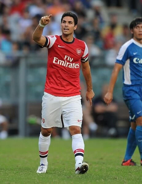 Mikel Arteta Leads Arsenal in Kitchee FC Friendly, 2012