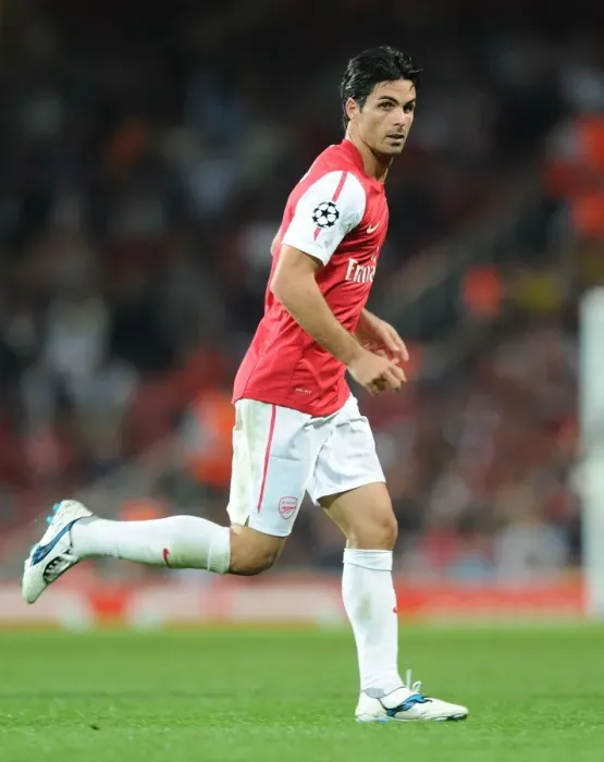 Framed Print : Mikel Arteta Leads Arsenal Against Olympiacos in Champions League Showdown (2011)