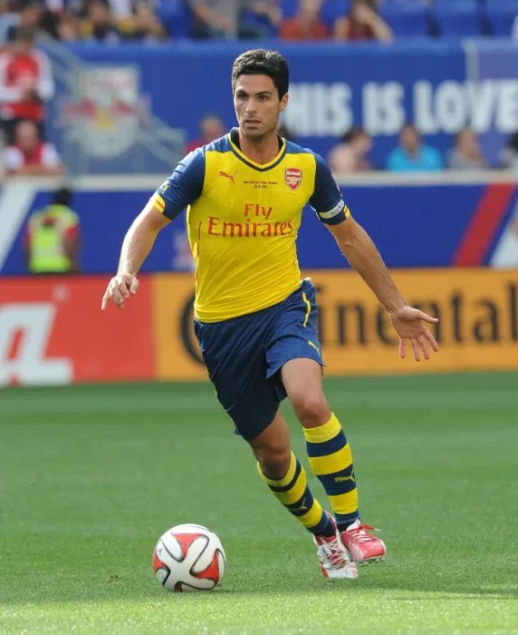 Framed Print : Mikel Arteta Leads Arsenal in Pre-Season Clash Against New York Red Bulls (2014-15) Framed Print : Mikel Arteta Leads Arsenal in Pre-Season Clash Against New York Red Bulls (2014-15)