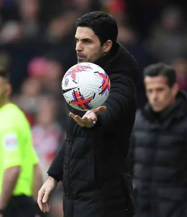 Framed Print : Mikel Arteta Leads Arsenal in Premier League Battle at Fulham, March 2023