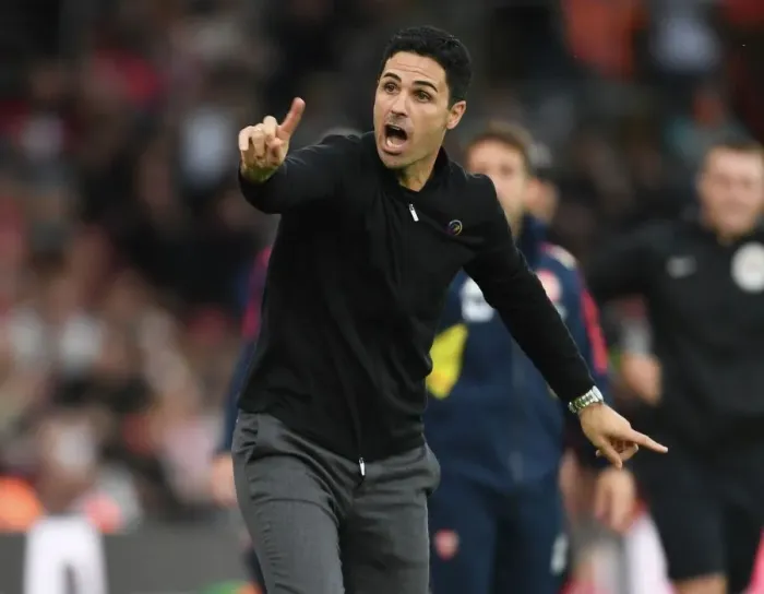 Framed Print : Mikel Arteta Leads Arsenal in Premier League Battle against Southampton (2022-23)