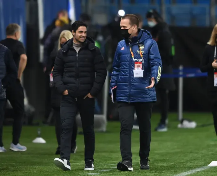 Framed Print : Mikel Arteta at Molde Stadion: Arsenal FC vs Molde FK, UEFA Europa League (Group B, 2020)