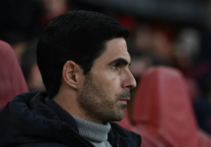 Framed Print : Mikel Arteta Prepares for Arsenal's Premier League Clash Against Manchester United