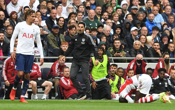 Mikel Arteta Reacts to Foul by Dele Alli: Tottenham vs. Arsenal, 2021-22 Season