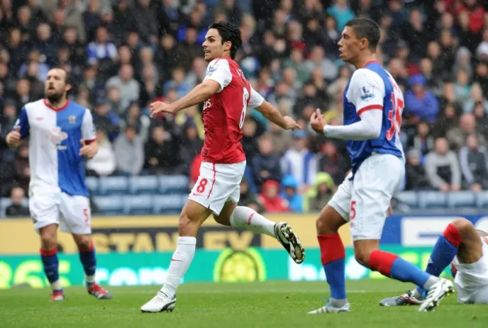 Framed Print : Mikel Arteta Scores Under Pressure: Arsenal's Comeback Against Blackburn Rovers in the Premier League (4-3)
