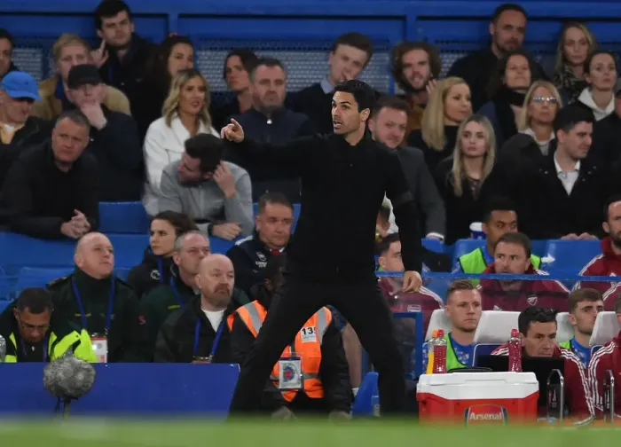 Framed Print : Mikel Arteta at Stamford Bridge: Chelsea vs. Arsenal, Premier League 2021-22 Framed Print : Mikel Arteta at Stamford Bridge: Chelsea vs. Arsenal, Premier League 2021-22