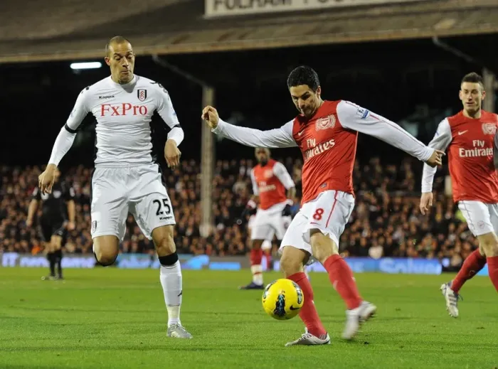 Framed Print : Mikel Arteta vs Bobby Zamora: Battle at Craven Cottage - Fulham vs Arsenal, Premier League 2011-12 Framed Print : Mikel Arteta vs Bobby Zamora: Battle at Craven Cottage - Fulham vs Arsenal, Premier League 2011-12