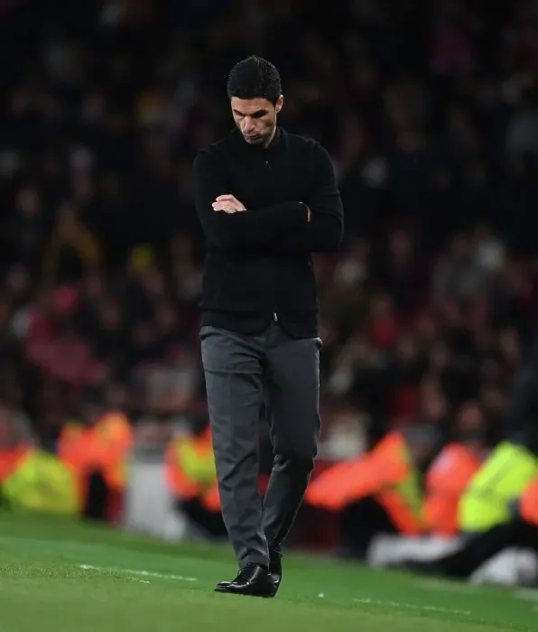 Framed Print : Mikel Arteta vs. Chelsea: The Battle of the Premier League (2022-23) Framed Print : Mikel Arteta vs. Chelsea: The Battle of the Premier League (2022-23)