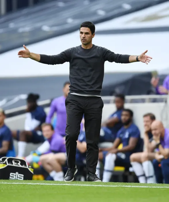 Framed Print : Mikel Arteta vs. Tottenhotspur: Arsenal's Showdown in the Premier League (2019-20) Framed Print : Mikel Arteta vs. Tottenhotspur: Arsenal's Showdown in the Premier League (2019-20)