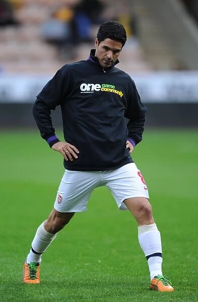 Mikel Arteta Warms Up in Kick It Out Shirt: Norwich City vs. Arsenal, 2012-13