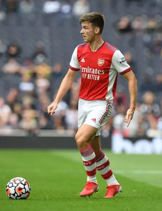 Framed Print : The Mind Series: Tierney's Arsenal Debut - Tottenham vs Arsenal, 2021 Framed Print : The Mind Series: Tierney's Arsenal Debut - Tottenham vs Arsenal, 2021