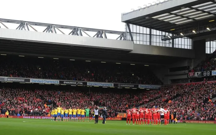 Framed Print : Minutes Applause for Tony Hateley: Liverpool vs. Arsenal, Premier League 2013-14