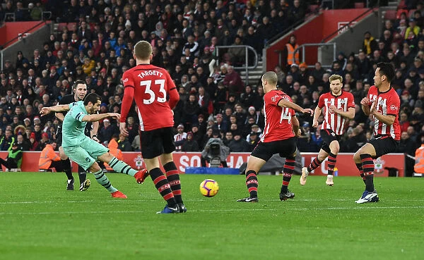 Mkhitaryan Scores Arsenal's Second Goal Against Southampton in Premier League