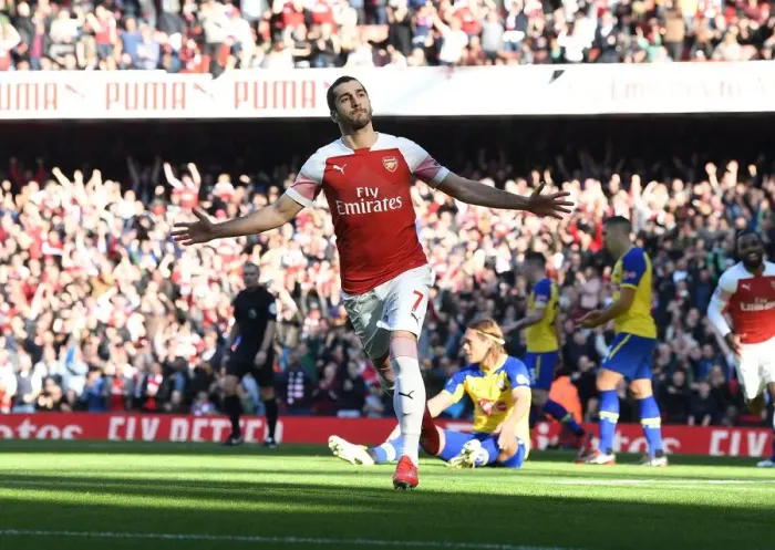Framed Print : Mkhitaryan Scores His Second Goal: Arsenal vs. Southampton, 2018-19 Premier League