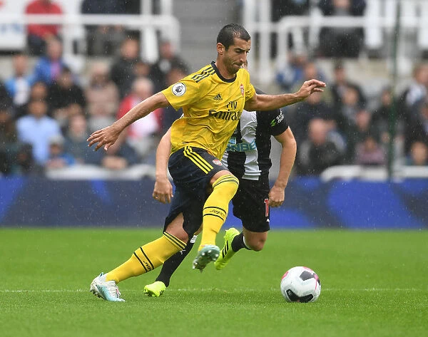 Mkhitaryan Shines: Arsenal's Dominant Display vs. Newcastle United, Premier League 2019-20