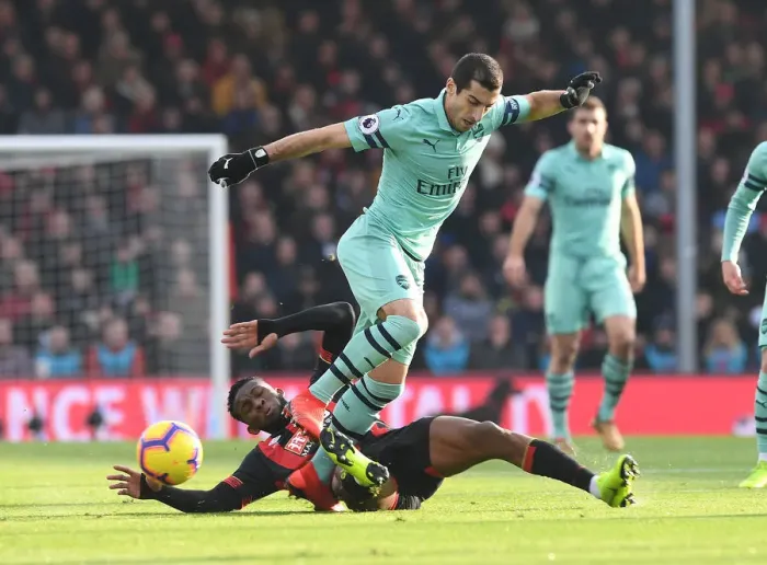 Framed Print : Mkhitaryan vs Lerma: Intense Battle in AFC Bournemouth vs Arsenal FC Premier League Clash