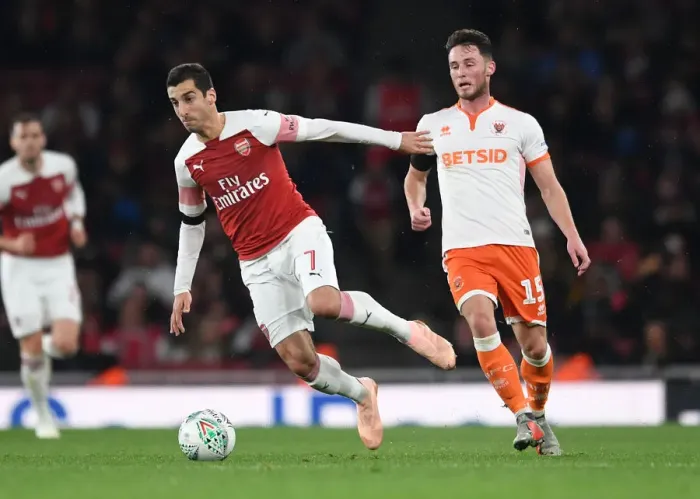 Framed Print : Mkhitaryan vs Thompson: Arsenal's Battle in the Carabao Cup against Blackpool