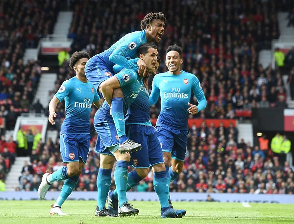 Mkhitaryan, Xhaka, Iwobi: Arsenal's Goal Celebration Against Manchester United (2017-18)