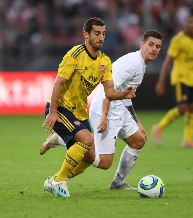Framed Print : Mkhitaryan's Shining Moment: Arsenal's Standout Performance vs Angers Framed Print : Mkhitaryan's Shining Moment: Arsenal's Standout Performance vs Angers