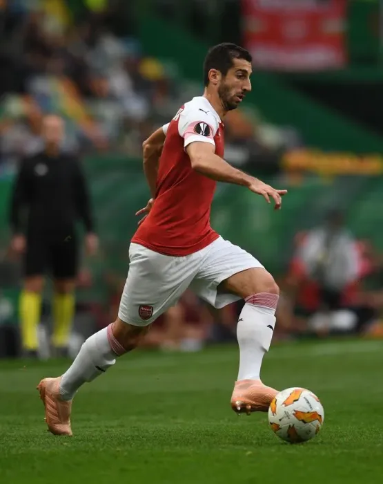 Framed Print : Mkhitaryan's Shining Performance: Arsenal Triumphs Over Sporting CP in Europa League