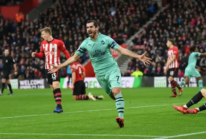 Framed Print : Mkhitaryan's Stunner: Arsenal's Winning Goal Against Southampton (2018-19)