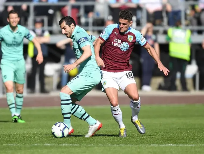 Framed Print : Mkhitaryan's Thrilling Run: Burnley vs. Arsenal, Premier League 2018-19 Framed Print : Mkhitaryan's Thrilling Run: Burnley vs. Arsenal, Premier League 2018-19