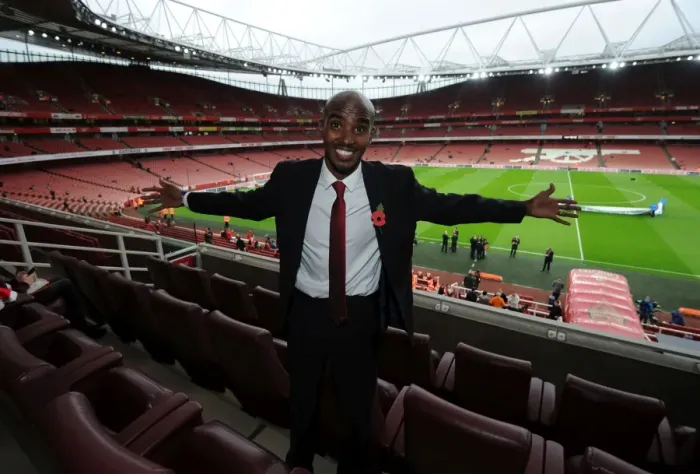 Framed Print : Mo Farah in Arsenal Directors Box: Arsenal vs. Tottenham (2015-16)