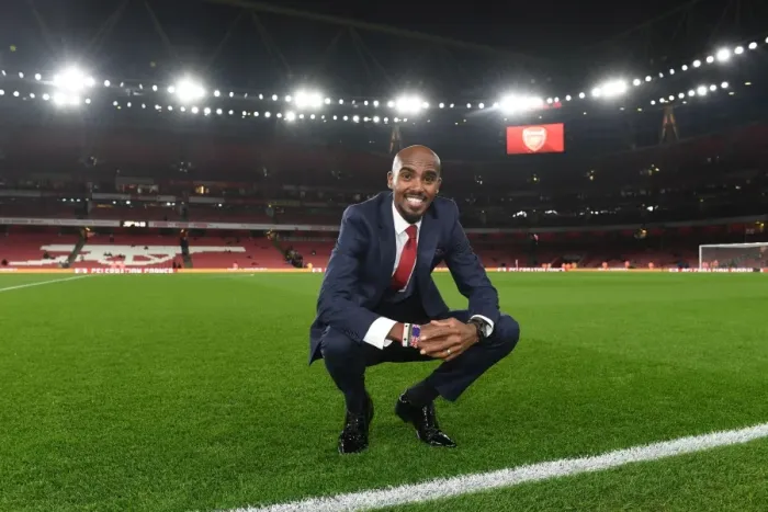 Framed Print : Mo Farah at Arsenal vs Manchester United, Premier League 2017-18
