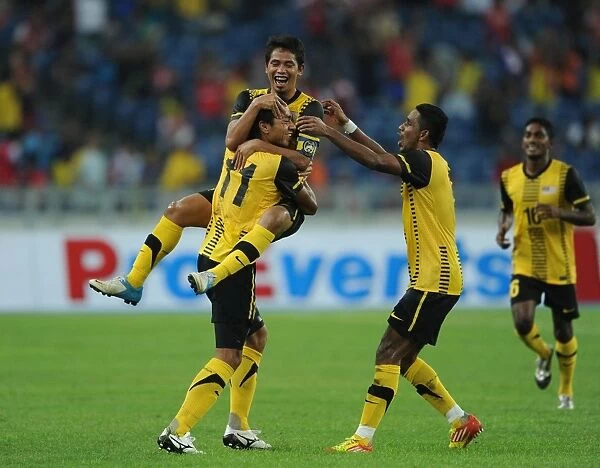 Mohamad Azmi Muslim Scores for Malaysia XI Against Arsenal in 2012