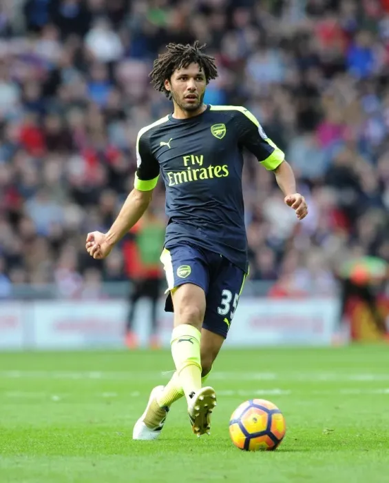 Framed Print : Mohamed Elneny in Action: Sunderland vs Arsenal, Premier League 2016-17