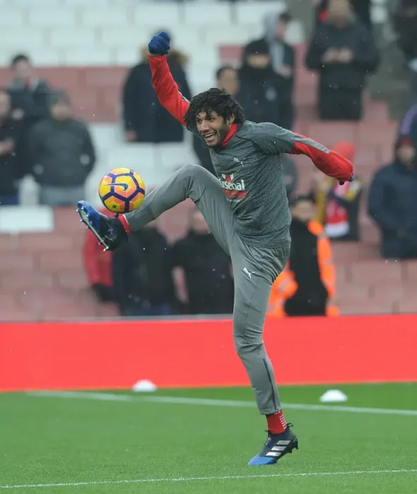 Framed Print : Mohamed Elneny: Arsenal's Midfield Enforcer Readies for Arsenal vs. Hull City (2016-17)