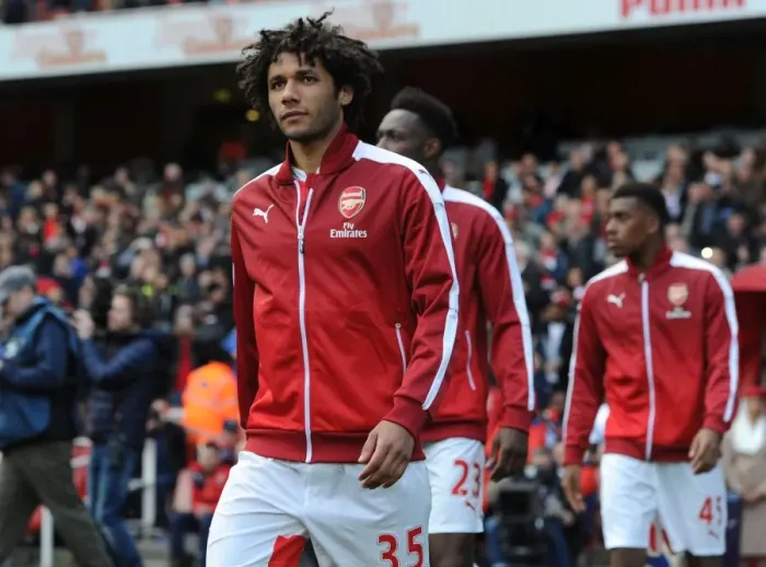 Framed Print : Mohamed Elneny: Focused and Ready - Arsenal vs Crystal Palace (2015-16) Framed Print : Mohamed Elneny: Focused and Ready - Arsenal vs Crystal Palace (2015-16)