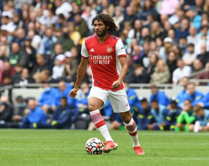 Framed Print : Mohamed Elneny Focuses at Tottenham Hotspur vs Arsenal: The MIND Series 2021-22 Framed Print : Mohamed Elneny Focuses at Tottenham Hotspur vs Arsenal: The MIND Series 2021-22