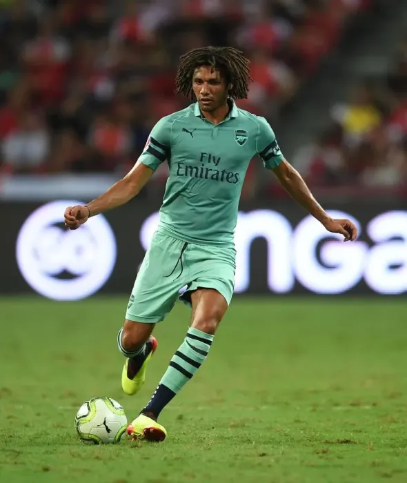 Framed Print : Mohamed Elneny vs Paris Saint-Germain: Arsenal's Midfield Battle in 2018 International Champions Cup