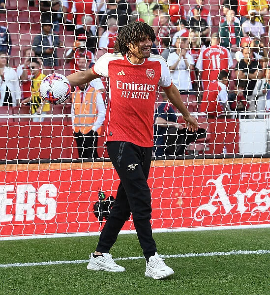 Mohamed Elneny's Euphoric Reaction: Arsenal Clinch Win Against Wolverhampton Wanderers (2022-23)