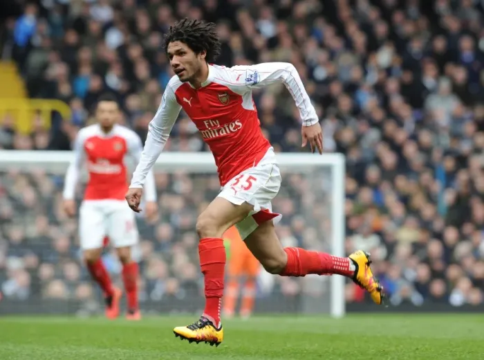 Framed Print : Mohamed Elneny's Intense Concentration: Arsenal vs. Tottenham Hotspur, Premier League 2015-16 Framed Print : Mohamed Elneny's Intense Concentration: Arsenal vs. Tottenham Hotspur, Premier League 2015-16