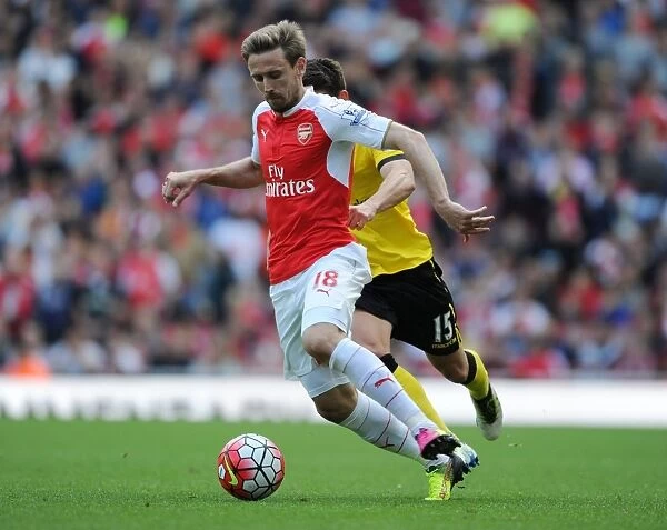 Monreal in Action: Arsenal vs Aston Villa (Premier League 2015-16) - Emirates Stadium