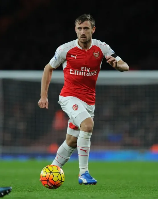 Framed Print : Monreal in Action: Arsenal vs. Everton at Emirates Stadium (2015 / 16) Framed Print : Monreal in Action: Arsenal vs. Everton at Emirates Stadium (2015 / 16)