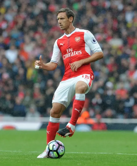 Framed Print : Monreal in Action: Arsenal vs Southampton (2016-17), Emirates Stadium Framed Print : Monreal in Action: Arsenal vs Southampton (2016-17), Emirates Stadium