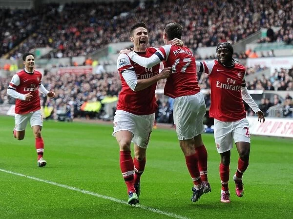 Monreal, Giroud, and Gervinho Celebrate Arsenal's First Goal Against Swansea City (2012-13)