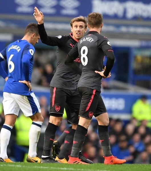Monreal and Ramsey: Focused at Goodison Park (Everton vs Arsenal, 2017-18)