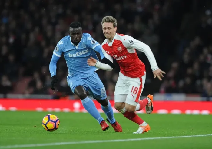 Framed Print : Monreal vs. Diouf: Battle at Emirates Stadium - Arsenal v Stoke City, Premier League 2016-17 Framed Print : Monreal vs. Diouf: Battle at Emirates Stadium - Arsenal v Stoke City, Premier League 2016-17